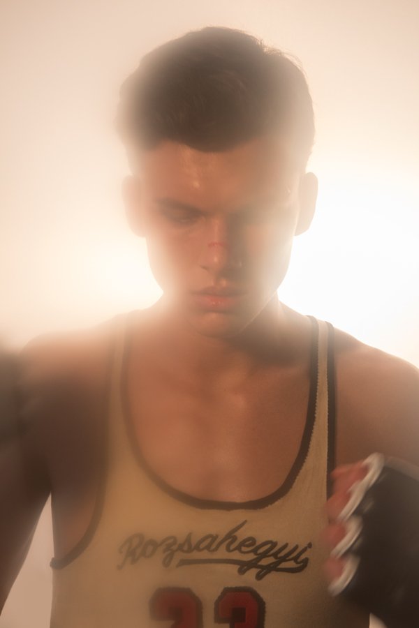 Technical Knockout Technical Knockout Vanity Teen 虚荣青年 Lifestyle & new faces magazine