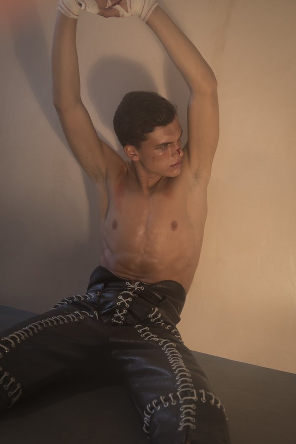 Technical Knockout Technical Knockout Vanity Teen 虚荣青年 Lifestyle & new faces magazine