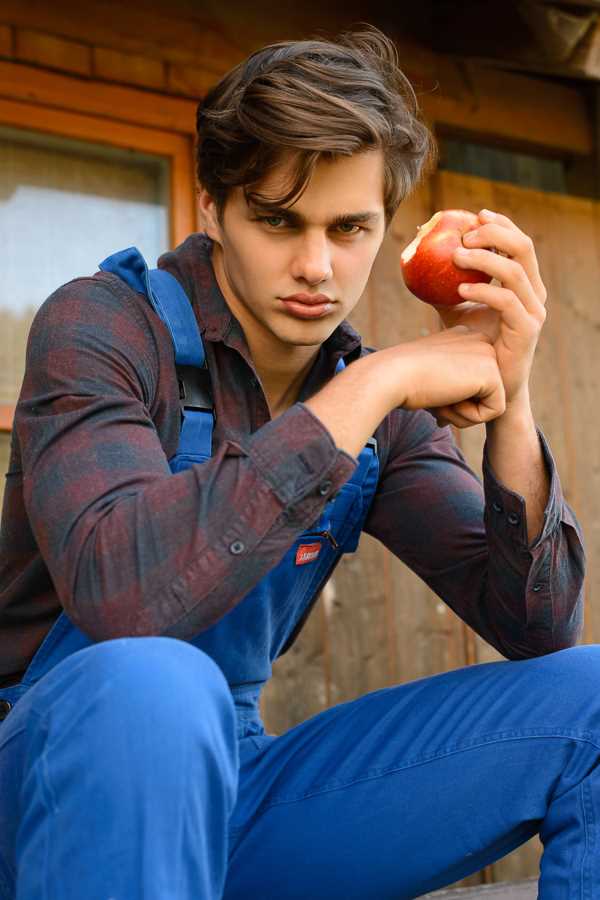 Florian Rudiferia by Walter Summer Florian Rudiferia by Walter Summer Vanity Teen 虚荣青年 Lifestyle & new faces magazine