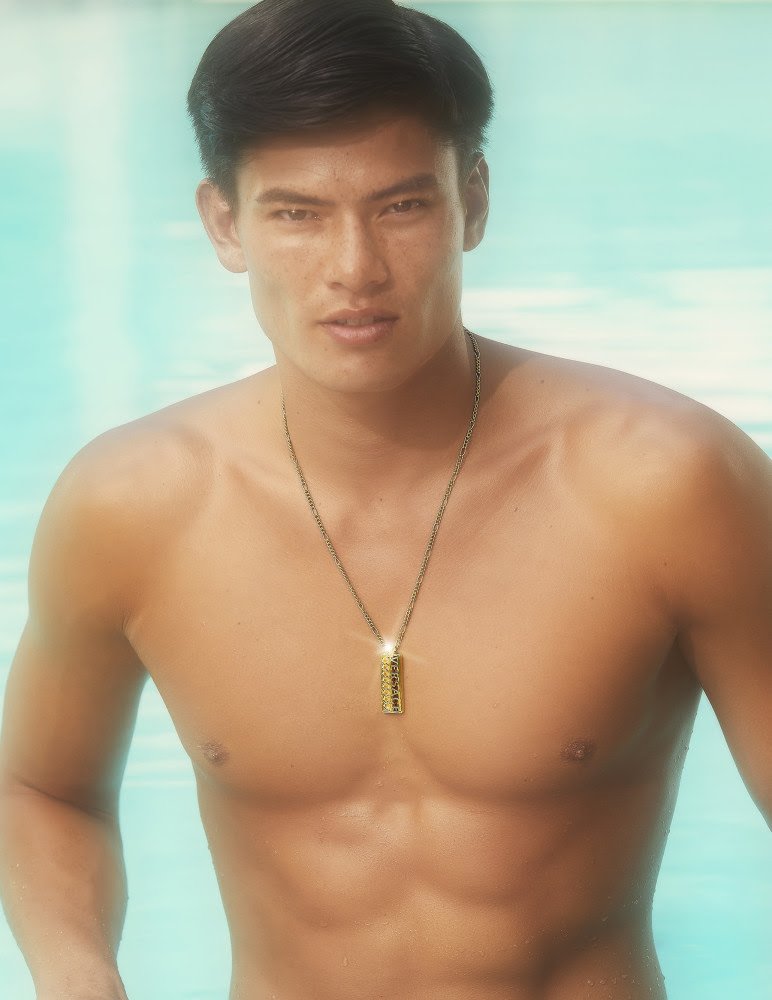 Simonas Pham for Versace Holiday Campaign Simonas Pham for Versace Holiday Campaign Vanity Teen 虚荣青年