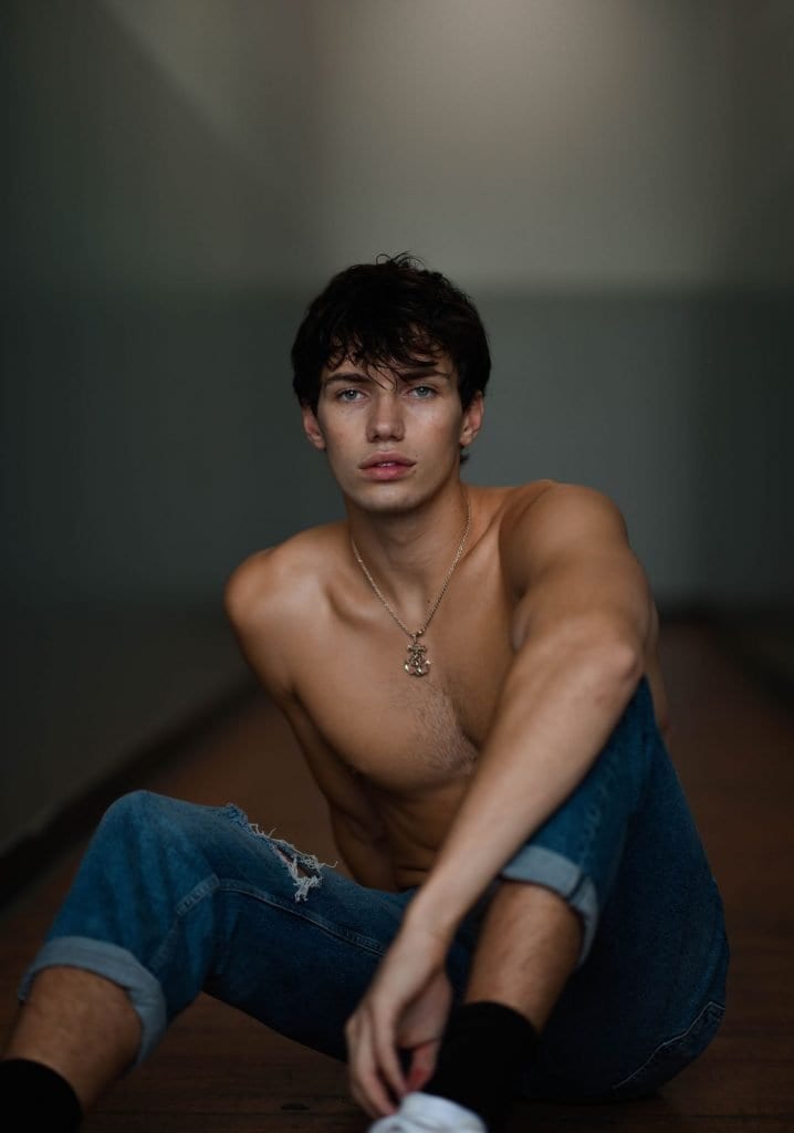 Trevor Brabant by Hudson Rennan Trevor Brabant by Hudson Rennan Vanity Teen 虚荣青年 Lifestyle & new faces magazine