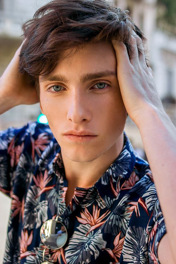Facundo Alberetti by Nicolas Gomez Facundo Alberetti by Nicolas Gomez Vanity Teen 虚荣青年 Lifestyle & new faces magazine