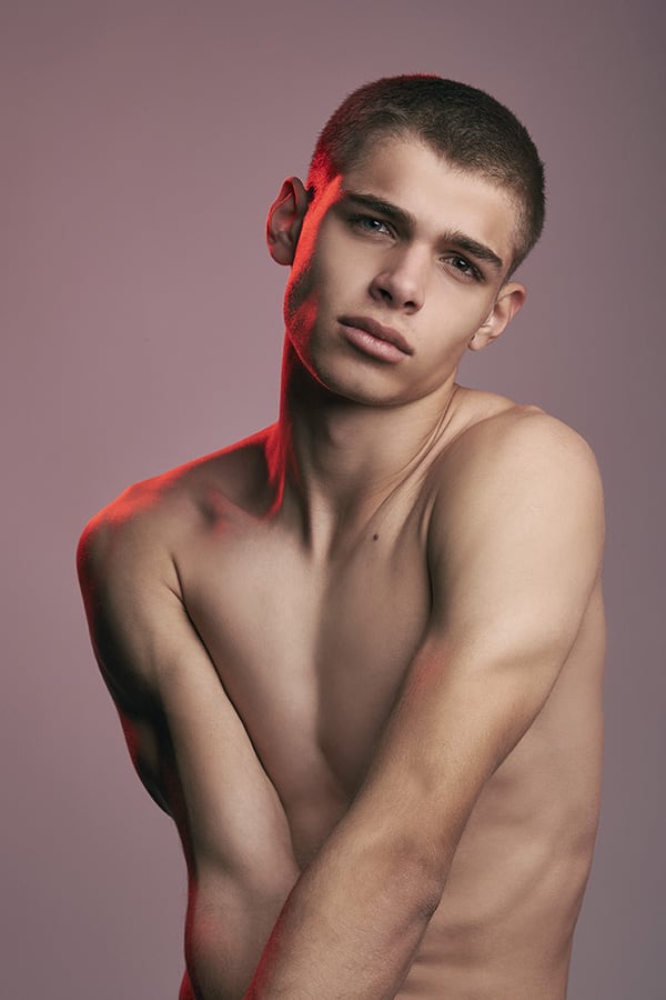 Hamudi Hassuneh by Ira Giorgetti Hamudi Hassuneh by Ira Giorgetti Vanity Teen 虚荣青年 Lifestyle & new faces magazine