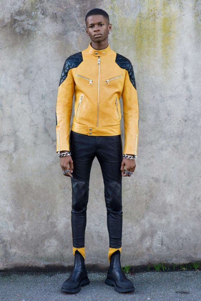 Alexander McQueen FW20 Alexander McQueen FW20 Vanity Teen 虚荣青年 Lifestyle & new faces magazine