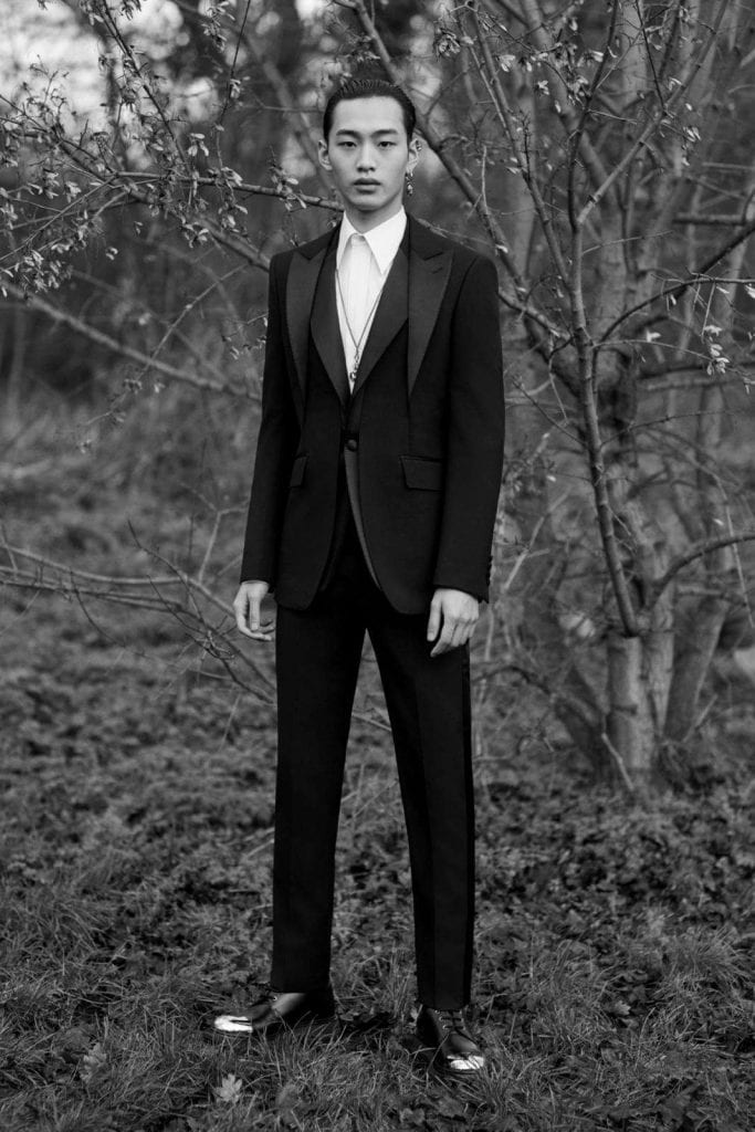 Alexander McQueen FW20 Alexander McQueen FW20 Vanity Teen 虚荣青年 Lifestyle & new faces magazine