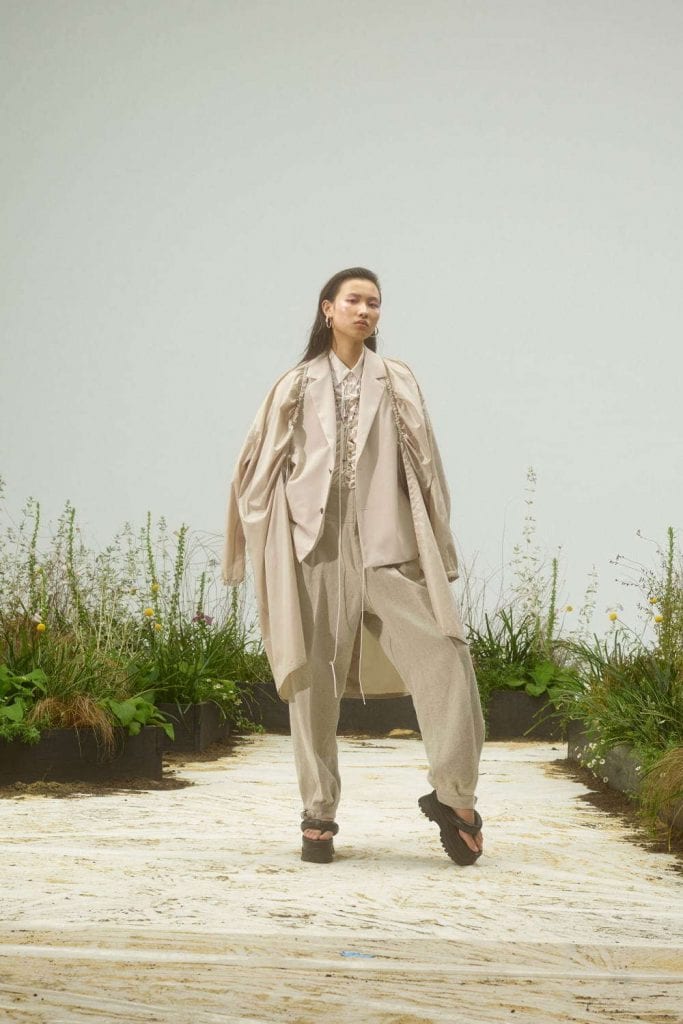 AMBUSH FW20 AMBUSH FW20 Vanity Teen 虚荣青年 Lifestyle & new faces magazine