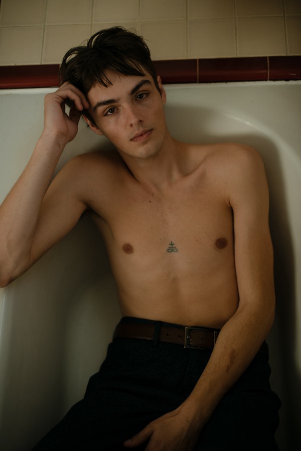 Ellis Davis by Chris Fucile Ellis Davis by Chris Fucile Vanity Teen 虚荣青年 Lifestyle & new faces magazine