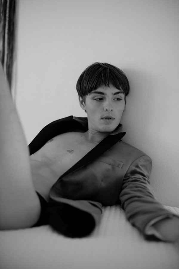 Ellis Davis by Chris Fucile Ellis Davis by Chris Fucile Vanity Teen 虚荣青年 Lifestyle & new faces magazine