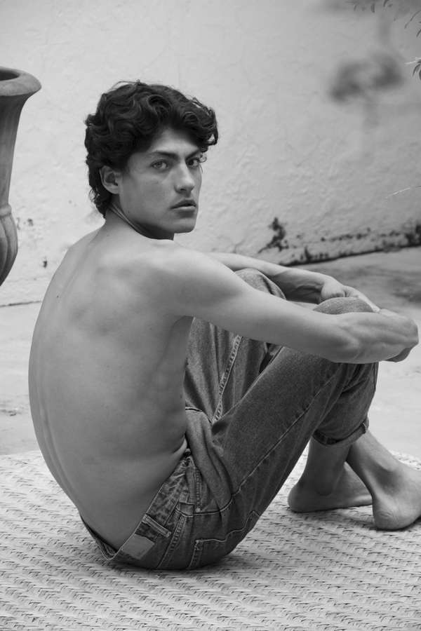 Oscar Davila by Nathaniel Medina Oscar Davila by Nathaniel Medina Vanity Teen 虚荣青年