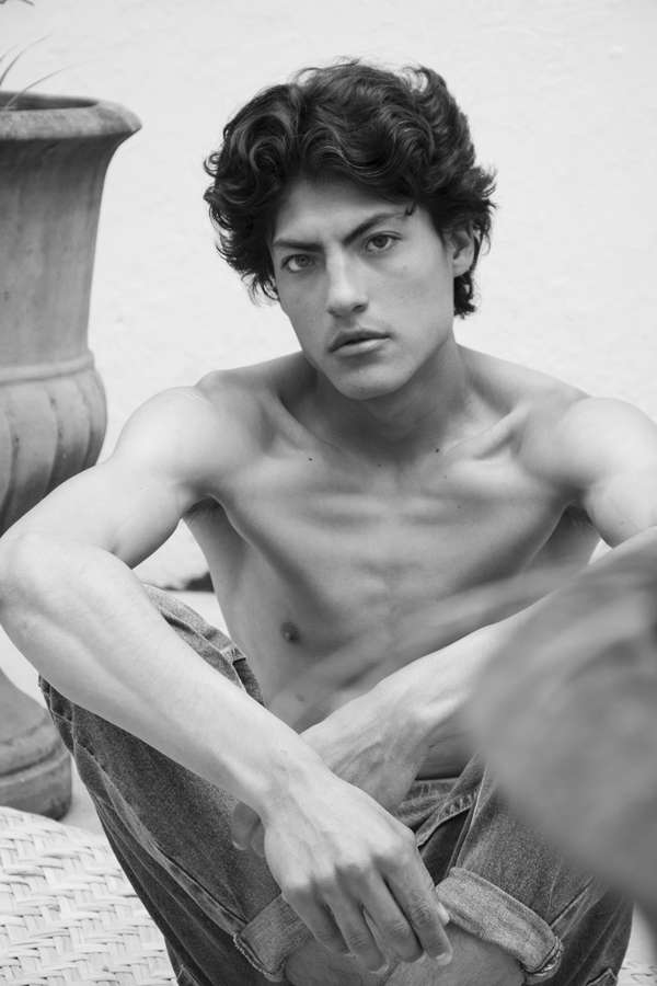 Oscar Davila by Nathaniel Medina Oscar Davila by Nathaniel Medina Vanity Teen 虚荣青年