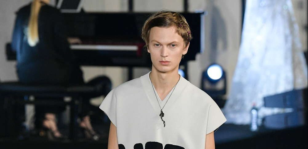 Valentino FW20 Valentino FW20 Vanity Teen 虚荣青年 Lifestyle & new faces magazine