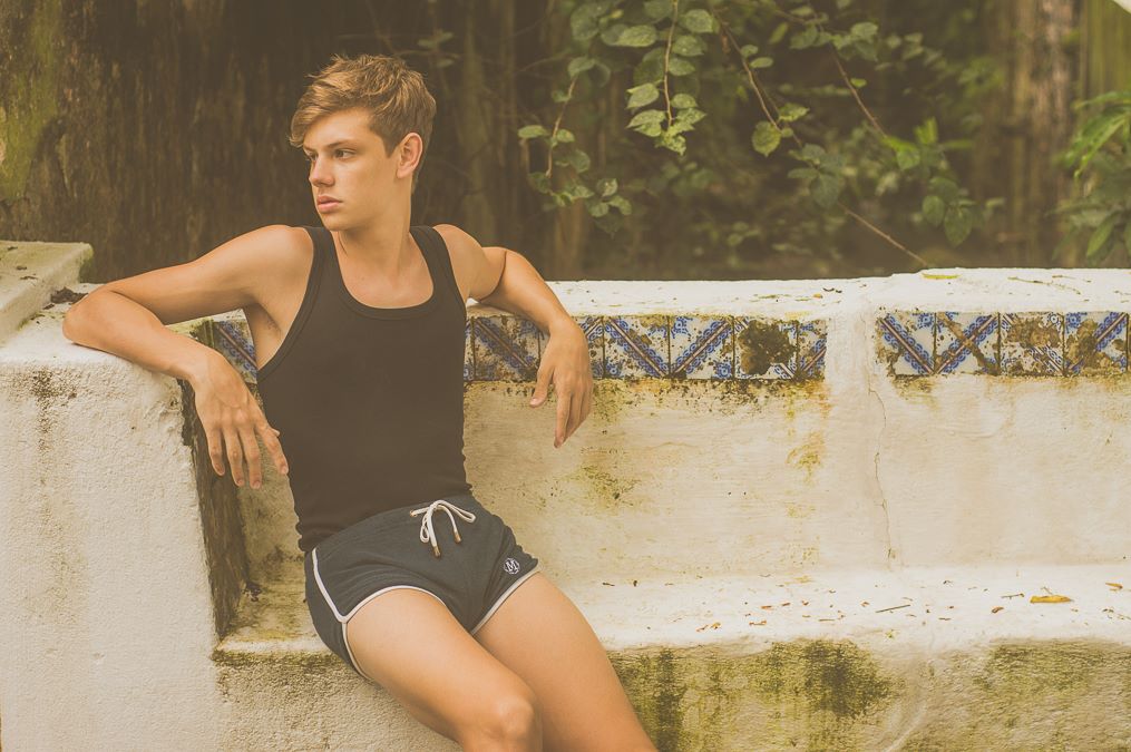 Artur Limberger by Beto Urbano Artur Limberger by Beto Urbano Vanity Teen 虚荣青年 Lifestyle & new faces magazine