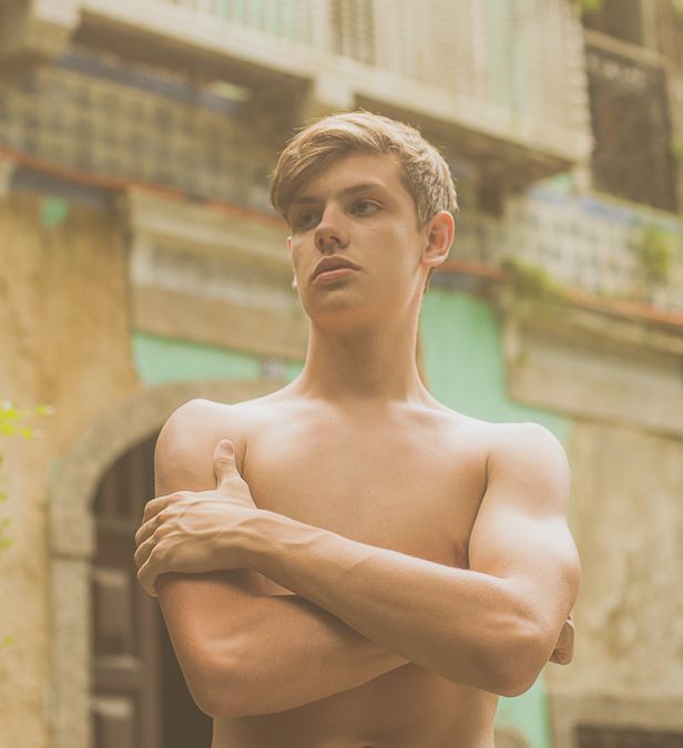 Artur Limberger by Beto Urbano Artur Limberger by Beto Urbano Vanity Teen 虚荣青年 Lifestyle & new faces magazine