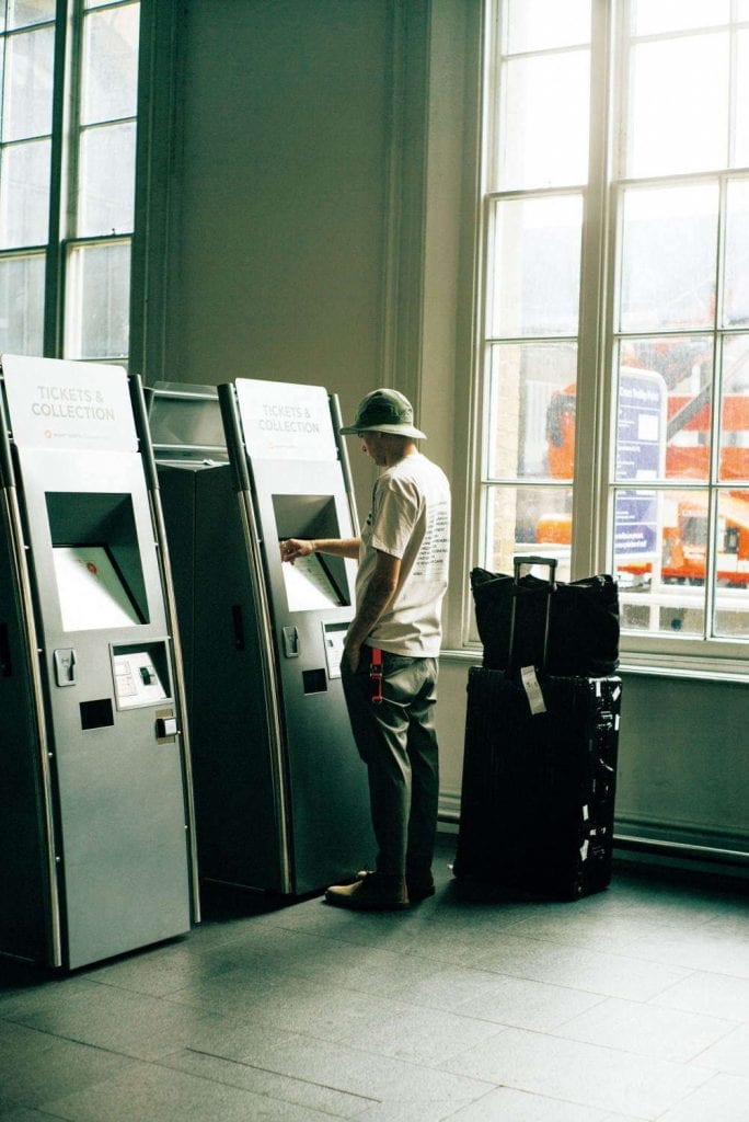 Uniform Experiment SS20 Vanity Teen 虚荣青年 Lifestyle & new faces magazine Uniform Experiment SS20 Uniform Experiment SS20 Vanity Teen 虚荣青年 Lifestyle & new faces magazine