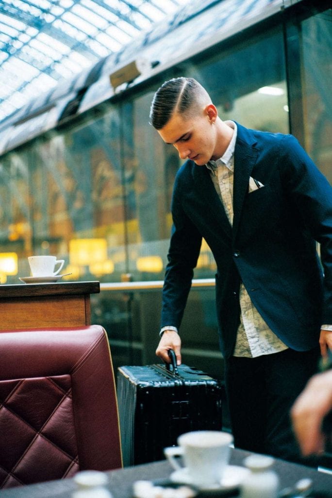 Uniform Experiment SS20 Vanity Teen 虚荣青年 Lifestyle & new faces magazine Uniform Experiment SS20 Uniform Experiment SS20 Vanity Teen 虚荣青年 Lifestyle & new faces magazine