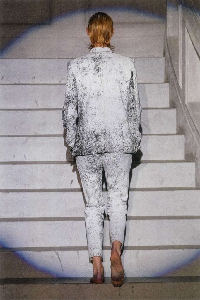 FW 20 DRESSEDUNDRESSED Runway FW 20 DRESSEDUNDRESSED Runway Vanity Teen 虚荣青年 Lifestyle & new faces magazine