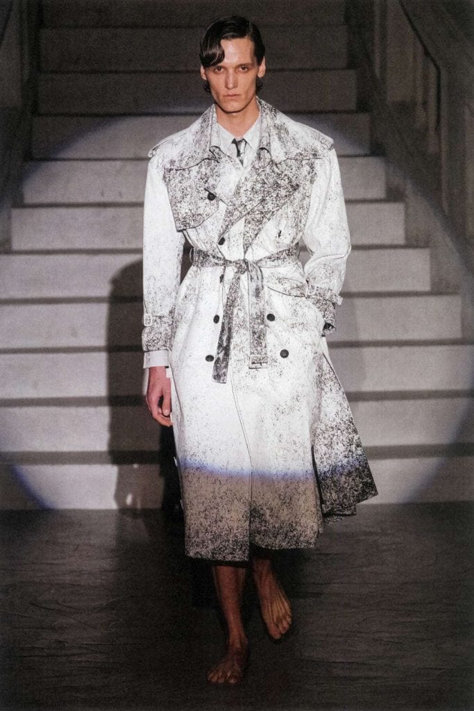 FW 20 DRESSEDUNDRESSED Runway FW 20 DRESSEDUNDRESSED Runway Vanity Teen 虚荣青年 Lifestyle & new faces magazine