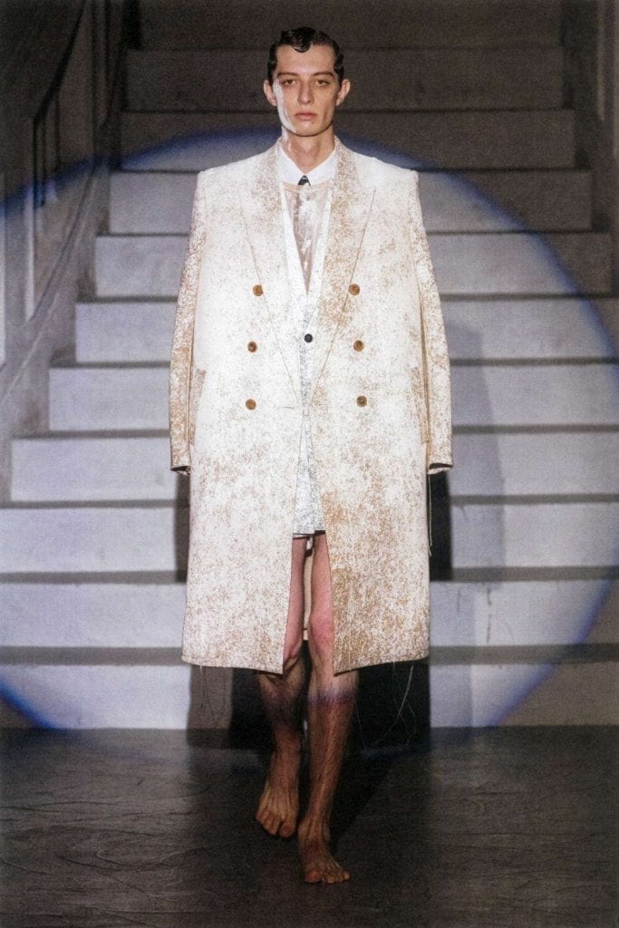 FW 20 DRESSEDUNDRESSED Runway FW 20 DRESSEDUNDRESSED Runway Vanity Teen 虚荣青年 Lifestyle & new faces magazine