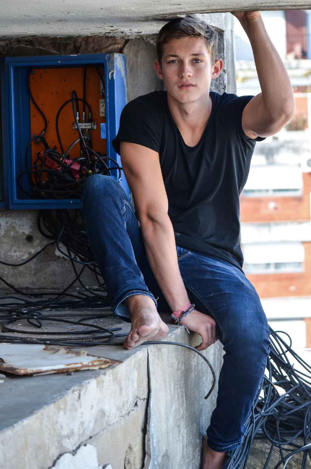 Vanity Teen EXCLUSIVE Damian Hardung By Alfred Scandon Vanity Teen 虚荣青年