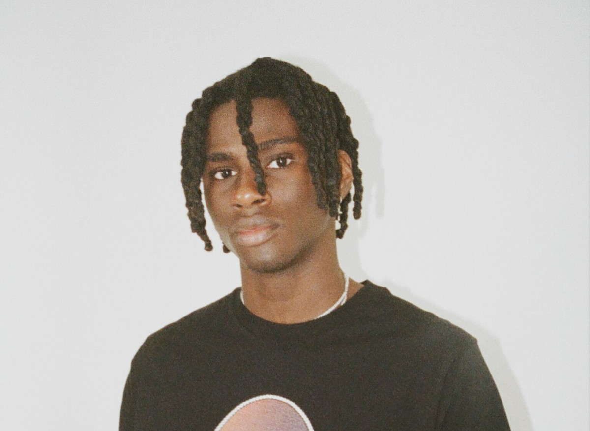 FW20 MAINS Collection FW20 MAINS Collection Vanity Teen 虚荣青年