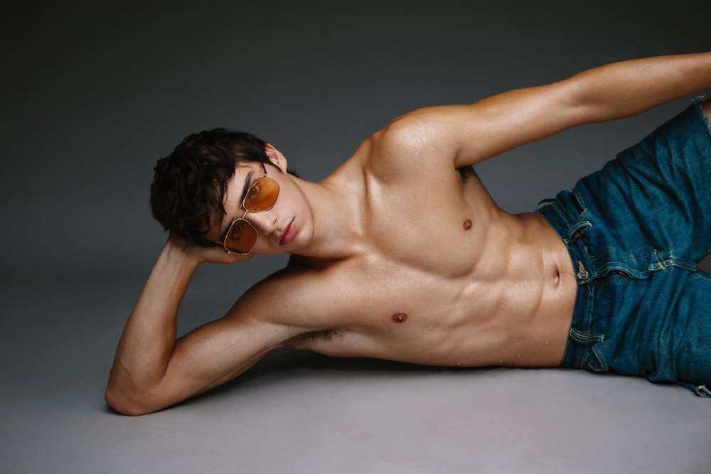 Vanity Teen EXCLUSIVE: Ron Levi by Almog Gabay Vanity Teen EXCLUSIVE: Ron Levi by Almog Gabay Vanity Teen 虚荣青年 Lifestyle & new faces magazine