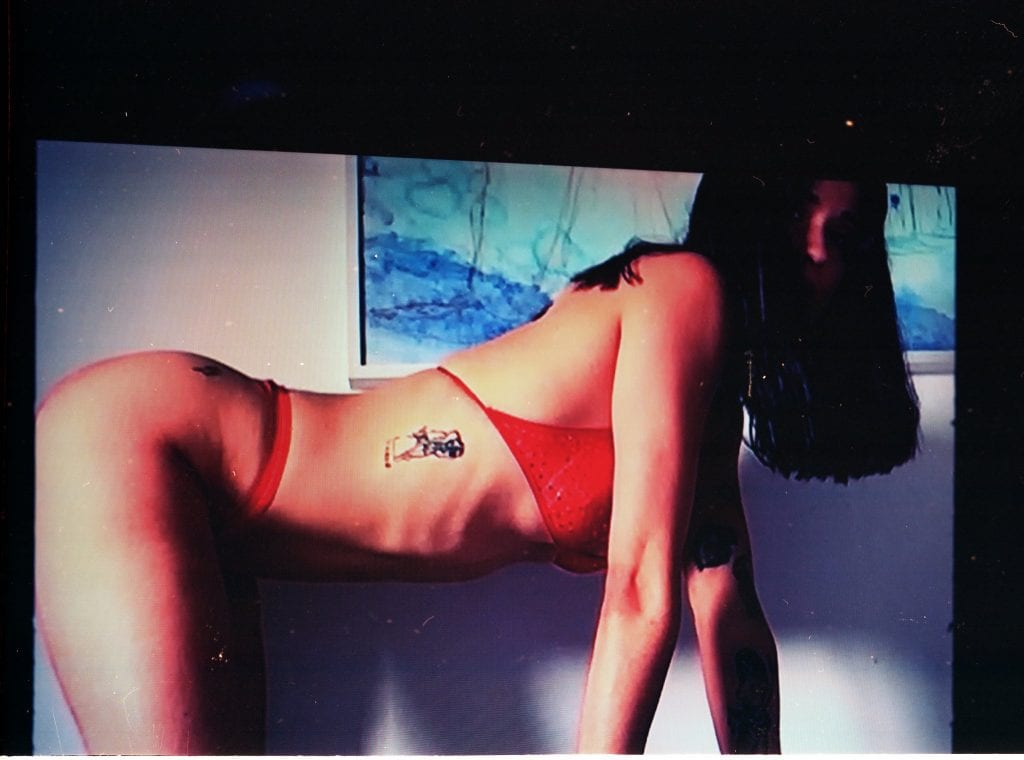 La Zowi Webcam Chat + Photo Series La Zowi Webcam Chat + Photo Series Vanity Teen 虚荣青年 Lifestyle & new faces magazine