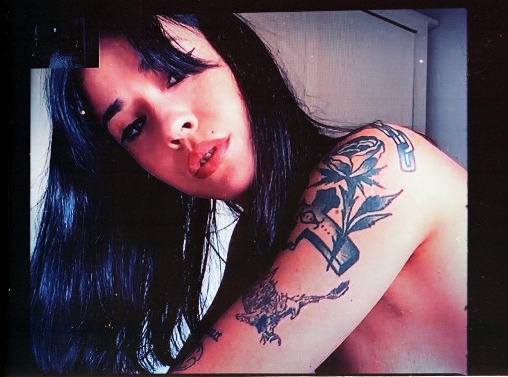 La Zowi Webcam Chat + Photo Series La Zowi Webcam Chat + Photo Series Vanity Teen 虚荣青年 Lifestyle & new faces magazine