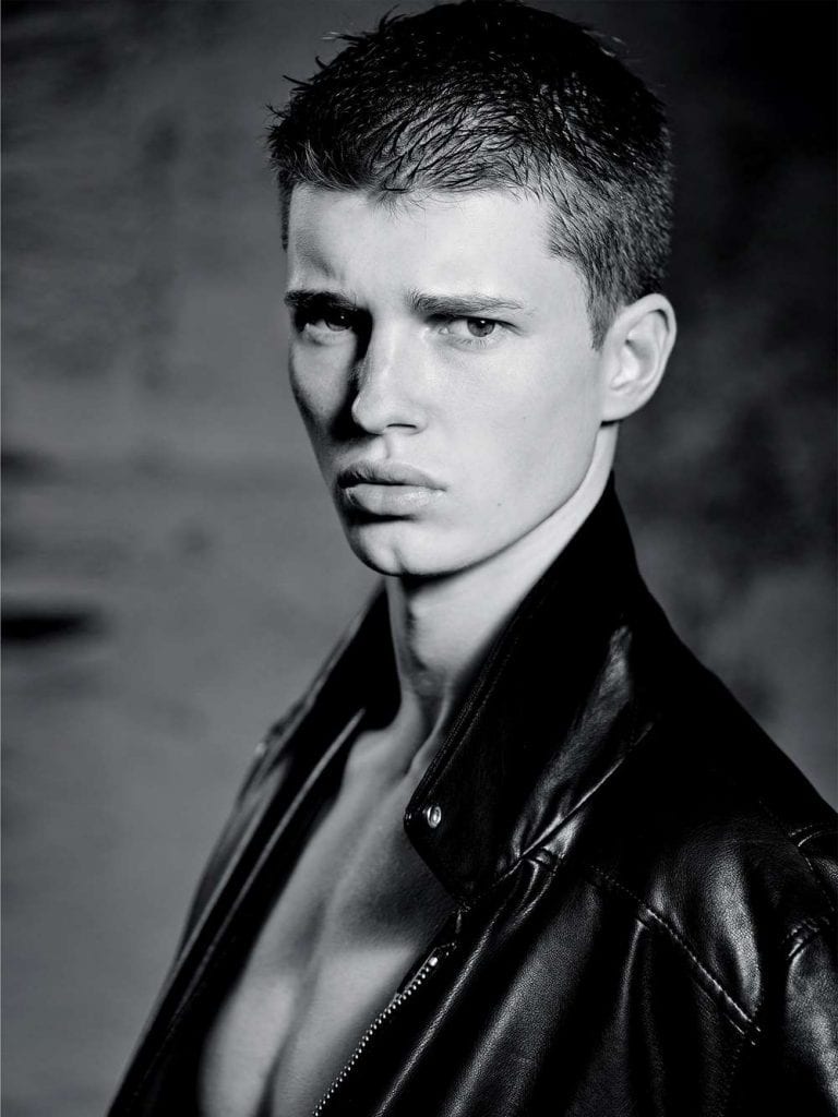 Vanity Teen EXCLUSIVE: 'A russian affair' by Lulu La Falaise Part II Vanity Teen EXCLUSIVE: 'A russian affair' by Lulu La Falaise Part II Vanity Teen 虚荣青年 Lifestyle & new faces magazine