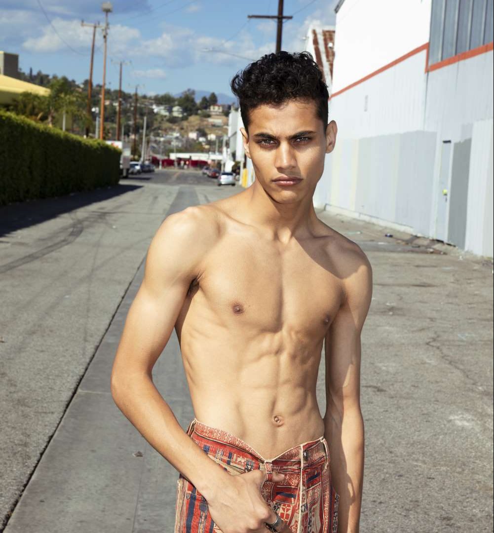 Vanity Teen EXCLUSIVE: Angel Palmar by Edwin J. Ortega Vanity Teen EXCLUSIVE: Angel Palmar by Edwin J. Ortega Vanity Teen 虚荣青年 Lifestyle & new faces magazine