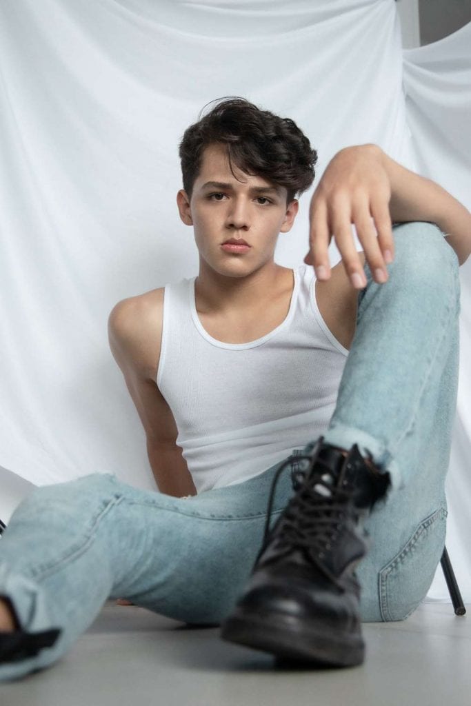 Vanity Teen EXCLUSIVE: Cris Ureña by RooPhoto Vanity Teen EXCLUSIVE: Cris Ureña by RooPhoto Vanity Teen 虚荣青年 Lifestyle & new faces magazine