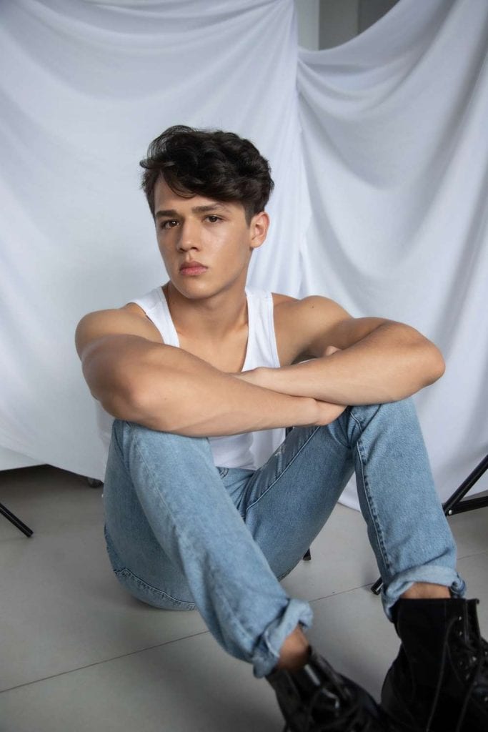 Vanity Teen EXCLUSIVE: Cris Ureña by RooPhoto Vanity Teen EXCLUSIVE: Cris Ureña by RooPhoto Vanity Teen 虚荣青年 Lifestyle & new faces magazine