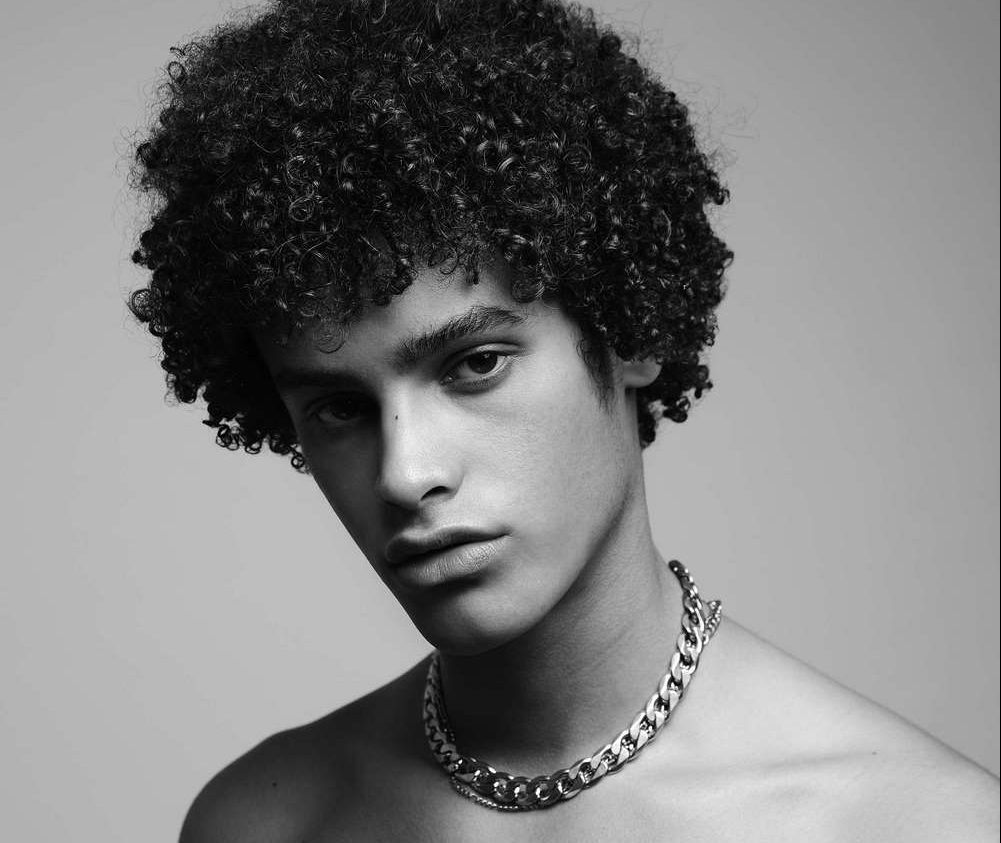 Vanity Teen EXCLUSIVE: William Ernult by Matthieu Dortomb Vanity Teen EXCLUSIVE: William Ernult by Matthieu Dortomb Vanity Teen 虚荣青年 Lifestyle & new faces magazine