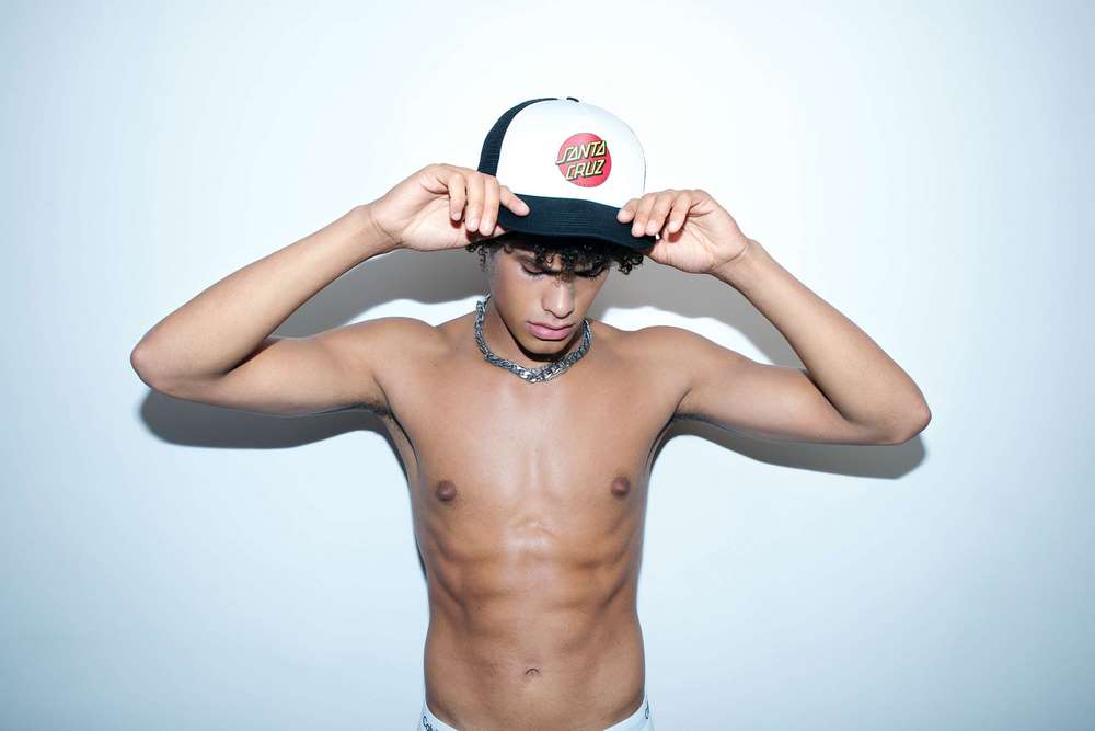 Vanity Teen EXCLUSIVE: William Ernult by Matthieu Dortomb Vanity Teen EXCLUSIVE: William Ernult by Matthieu Dortomb Vanity Teen 虚荣青年 Lifestyle & new faces magazine