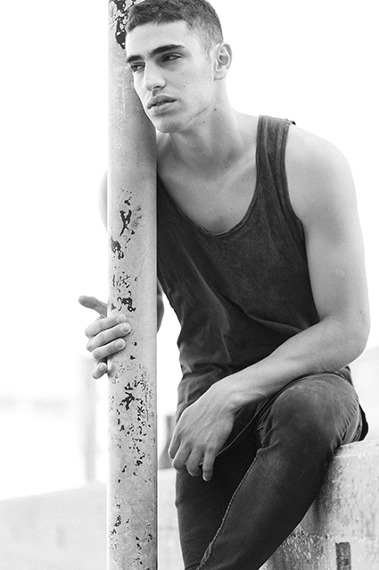 Vanity Teen EXCLUSIVE Dvir Tovy by Gilad Boby Vanity Teen EXCLUSIVE Dvir Tovy by Gilad Boby Vanity Teen 虚荣青年 Lifestyle & new faces magazine