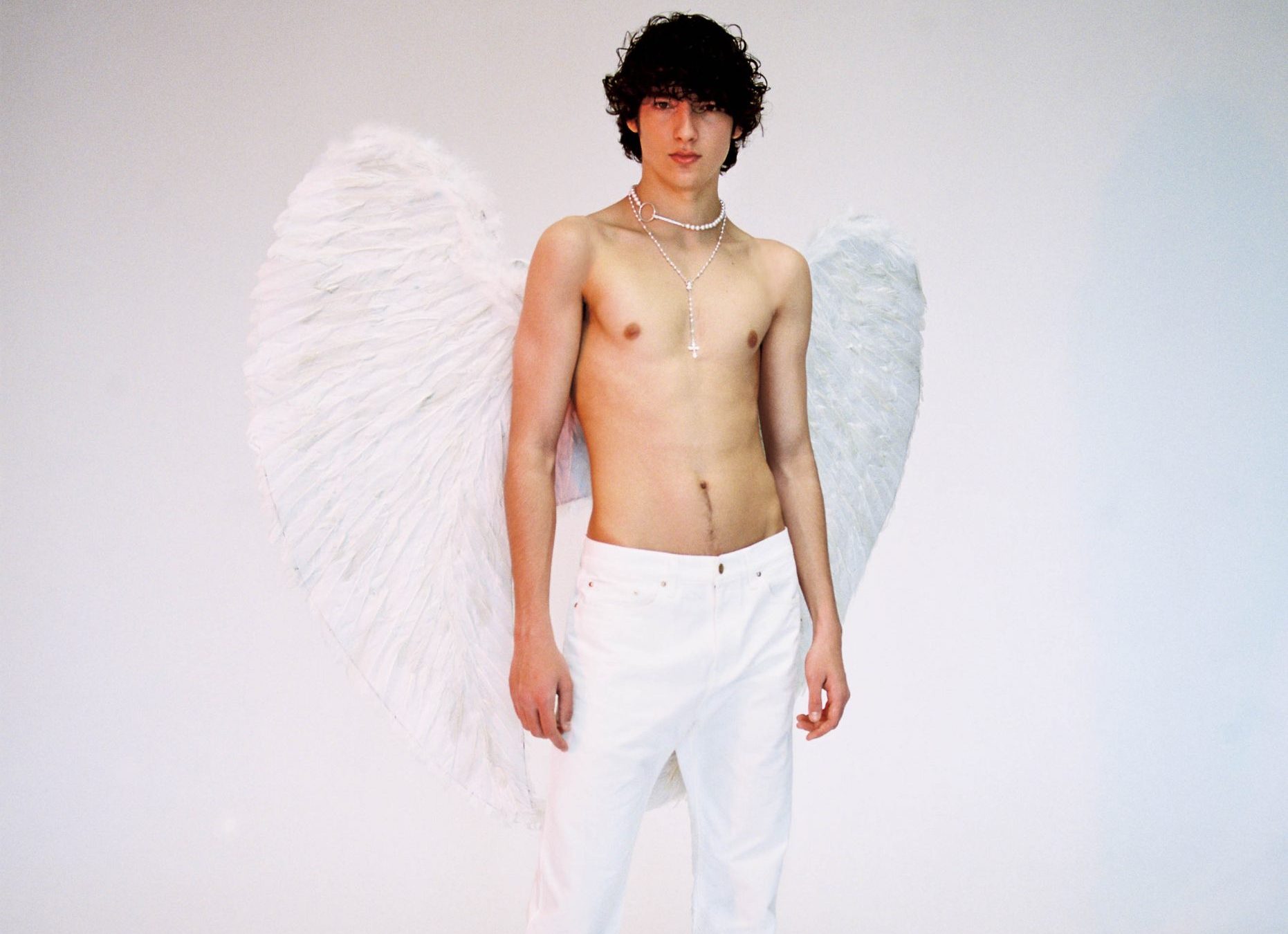 Heaven & Hell by Raúl Cordoba Heaven & Hell by Raúl Cordoba Vanity Teen 虚荣青年 Lifestyle & new faces magazine