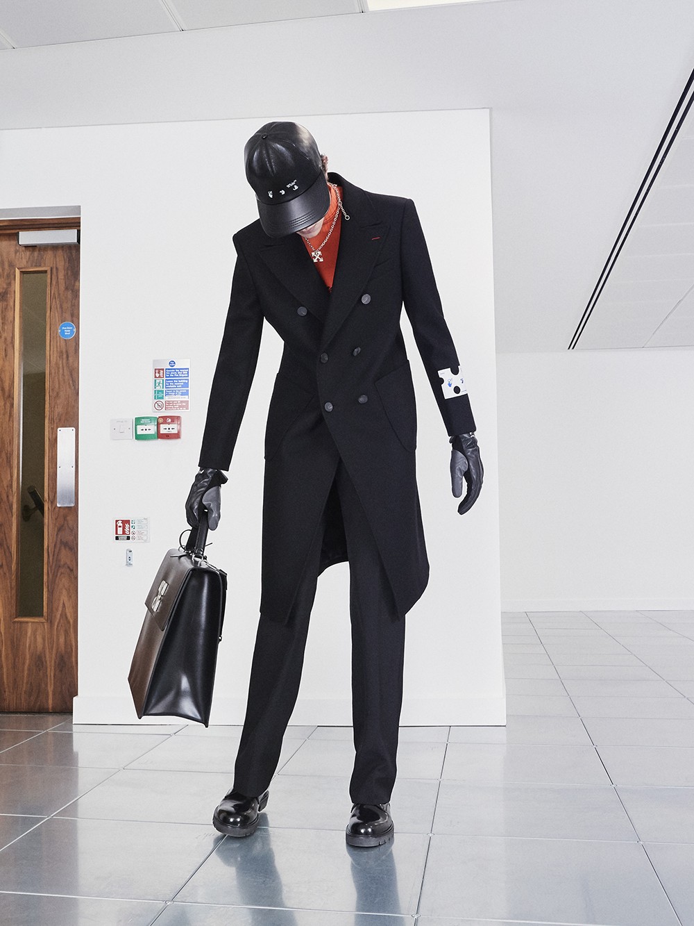 Off-White Pre-Fall 2020 menswear collection Off-White Pre-Fall 2020 menswear collection Vanity Teen 虚荣青年 Lifestyle & new faces magazine