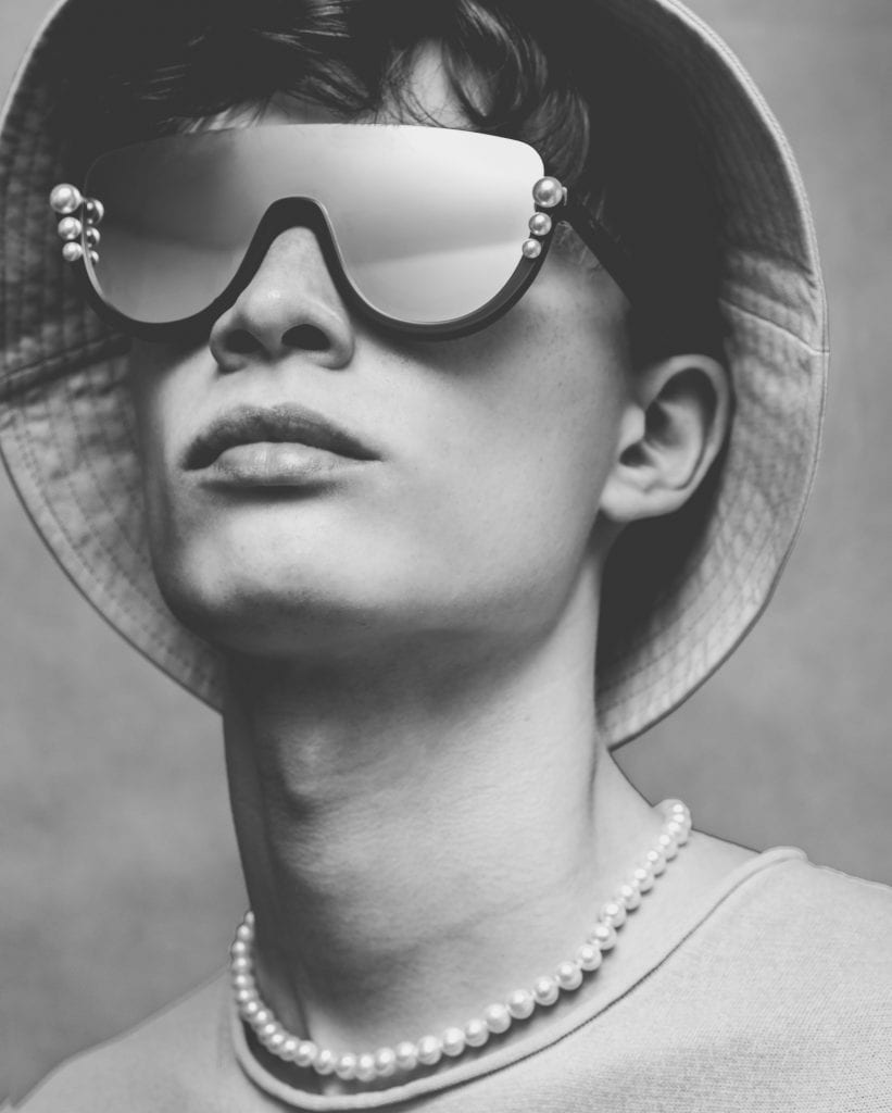 In the FACE of summer by Piotr Porebsky In the FACE of summer by Piotr Porebsky Vanity Teen 虚荣青年 Lifestyle & new faces magazine