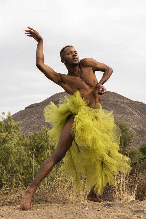 Rob Woodcox: There is a place for everybody and every passion. Rob Woodcox: There is a place for everybody and every passion. Vanity Teen 虚荣青年 Lifestyle & new faces magazine