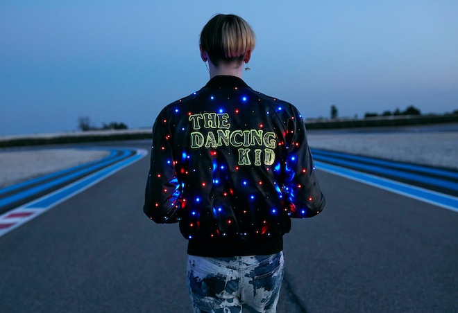 CELINE homme 2021 Vanity Teen 虚荣青年 Lifestyle & new faces magazine CELINE homme 2021 CELINE homme 2021 Vanity Teen 虚荣青年 Lifestyle & new faces magazine