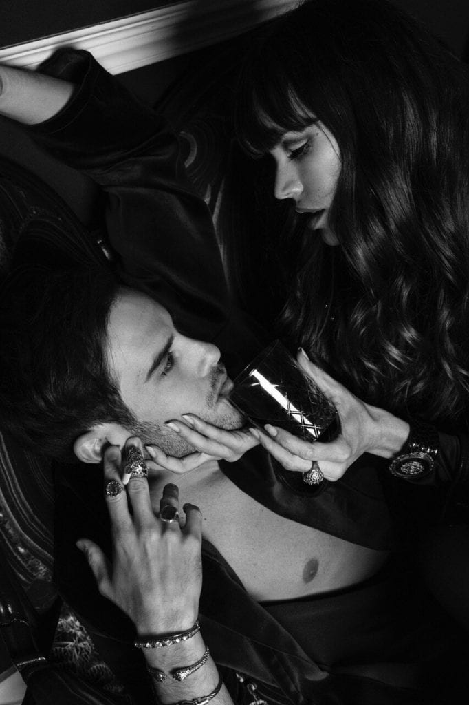 Stéfanie Renoma: "For me, the soul has no gender" Stéfanie Renoma: "For me, the soul has no gender" Vanity Teen 虚荣青年 Lifestyle & new faces magazine