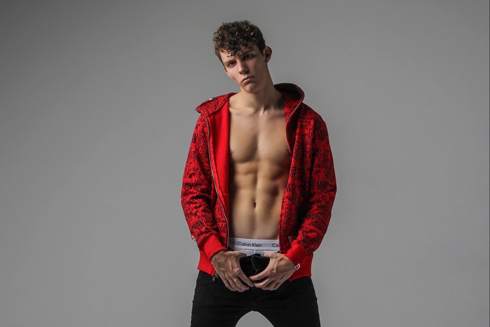 Zac Mckeand by Ronaldo Mercado Zac Mckeand by Ronaldo Mercado Vanity Teen 虚荣青年 Lifestyle & new faces magazine