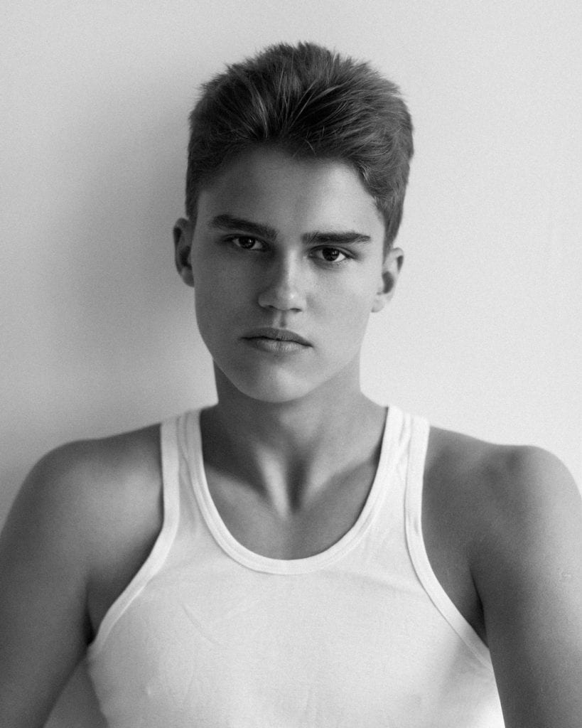 Rom Birsan by Helena Tarabara Vanity Teen 虚荣青年 Lifestyle & new faces magazine Rom Birsan by Helena Tarabara Rom Birsan by Helena Tarabara Vanity Teen 虚荣青年 Lifestyle & new faces magazine