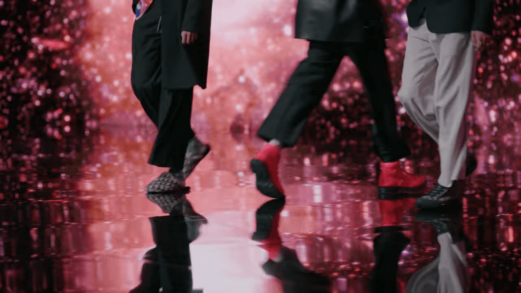 Dior Men's Fall 2021 Collection Dior Men's Fall 2021 Collection Vanity Teen 虚荣青年 Lifestyle & new faces magazine