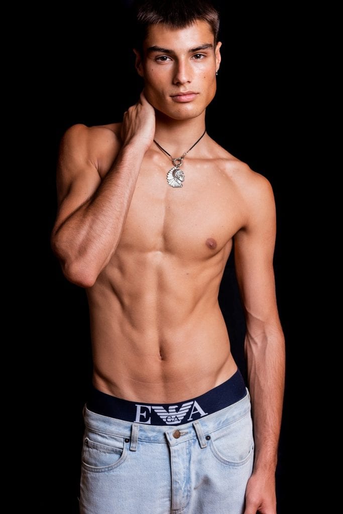 Aaron Pellegrino by Nicolás Dolotowicz Vanity Teen 虚荣青年 Lifestyle & new faces magazine Aaron Pellegrino by Nicolás Dolotowicz Aaron Pellegrino by Nicolás Dolotowicz Vanity Teen 虚荣青年 Lifestyle & new faces magazine