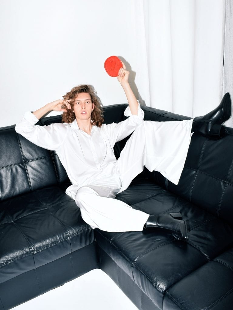 ELEVEN TEN STUDIO – AMITY: LOUNGEWEAR SOLUTIONS ELEVEN TEN STUDIO – AMITY: LOUNGEWEAR SOLUTIONS Vanity Teen 虚荣青年