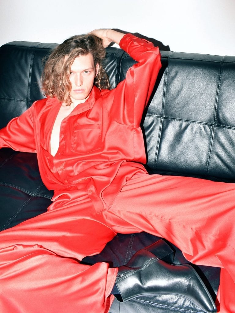 ELEVEN TEN STUDIO – AMITY: LOUNGEWEAR SOLUTIONS ELEVEN TEN STUDIO – AMITY: LOUNGEWEAR SOLUTIONS Vanity Teen 虚荣青年