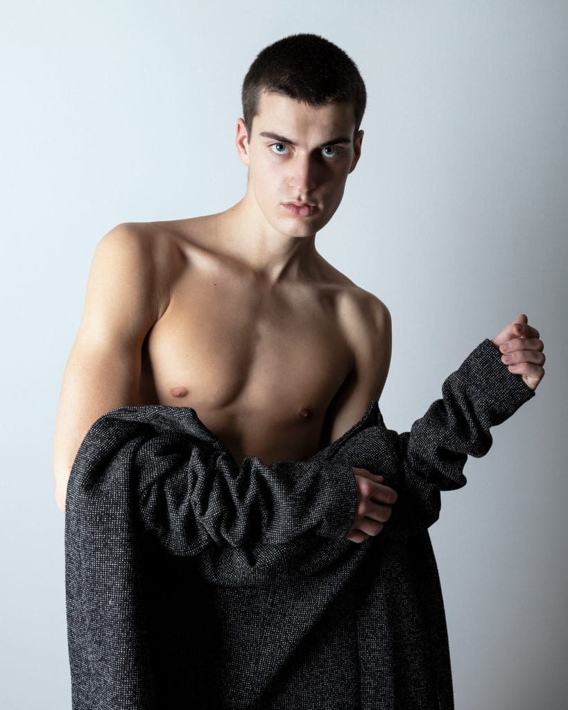 Frankie Lucarelli by Eduardo Fermín Frankie Lucarelli by Eduardo Fermín Vanity Teen 虚荣青年