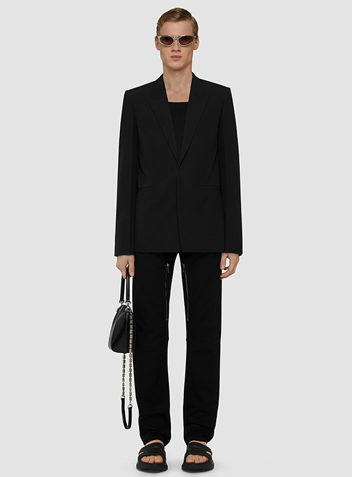 Givenchy Capsule Collection: Teaser by Matthew M. Williams Givenchy Capsule Collection: Teaser by Matthew M. Williams Vanity Teen 虚荣青年 Lifestyle & new faces magazine