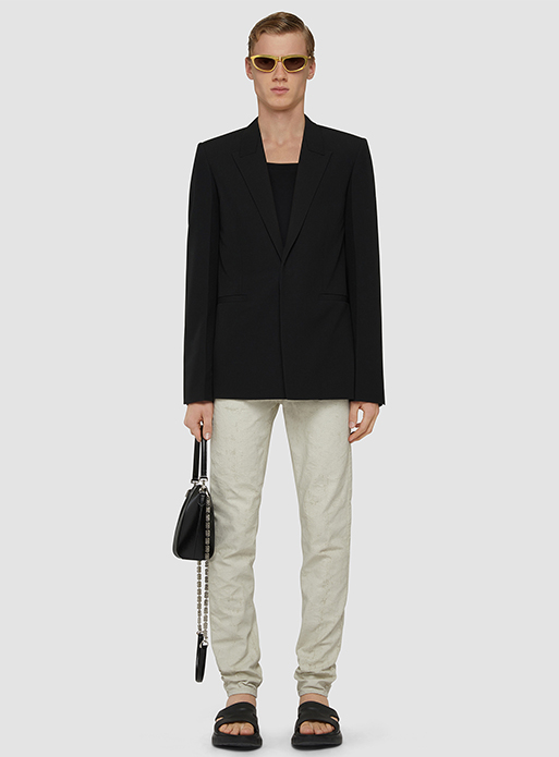 Givenchy Capsule Collection: Teaser by Matthew M. Williams Givenchy Capsule Collection: Teaser by Matthew M. Williams Vanity Teen 虚荣青年 Lifestyle & new faces magazine