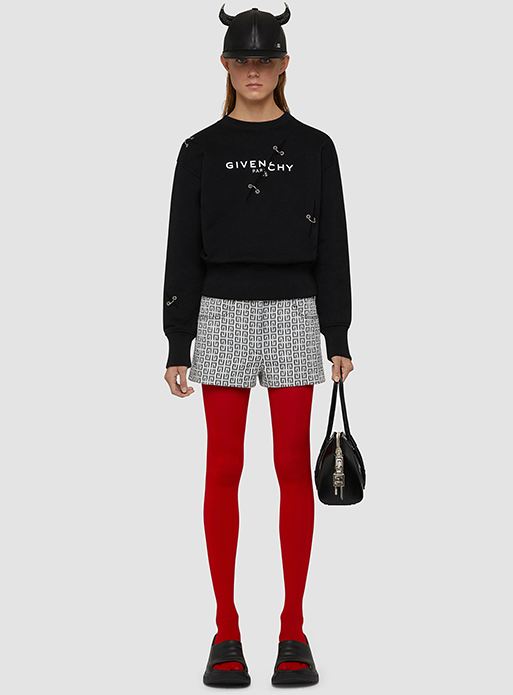 Givenchy Capsule Collection: Teaser by Matthew M. Williams Givenchy Capsule Collection: Teaser by Matthew M. Williams Vanity Teen 虚荣青年 Lifestyle & new faces magazine